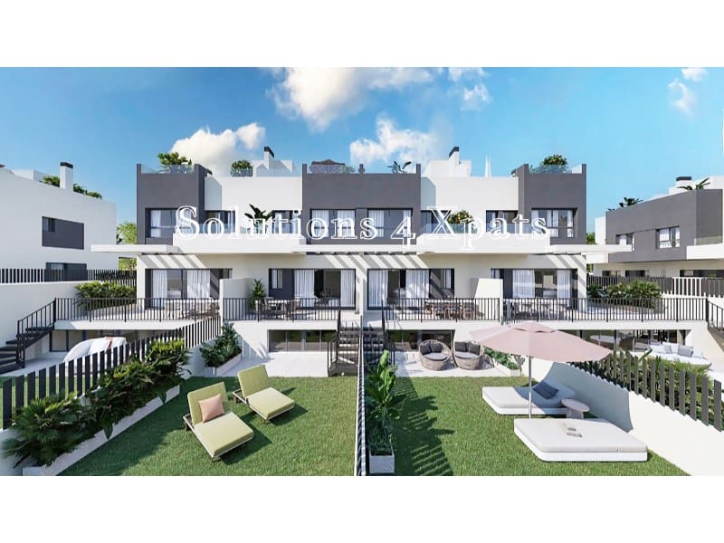 Villetta a Schiera in vendita in Torre del Mar con garage - 630.000 € (Rif: 9670328)