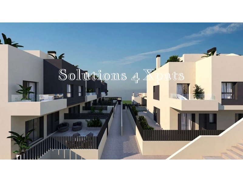 Villetta a Schiera in vendita in Torre del Mar con garage - 630.000 € (Rif: 9670328)