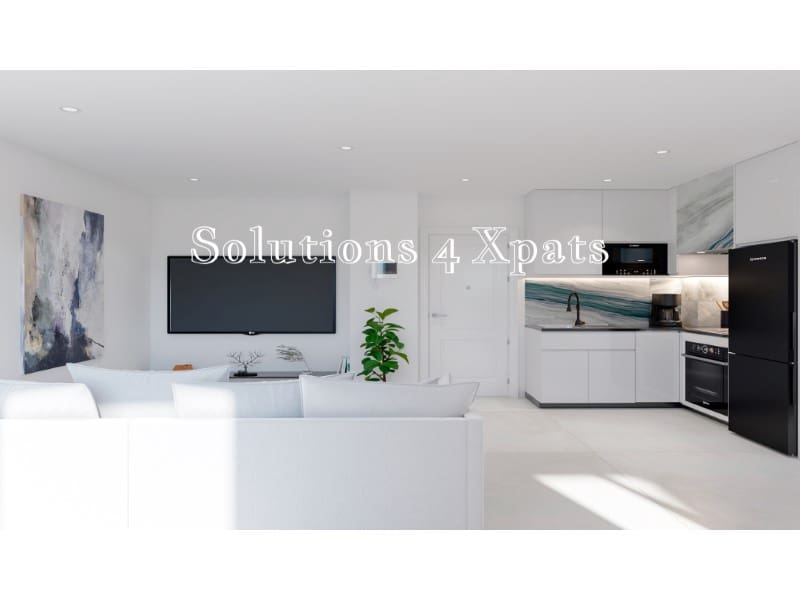 Ático de 2 habitaciones en Torre del Mar en venta con piscina garaje - 415.650 € (Ref: 9731916)