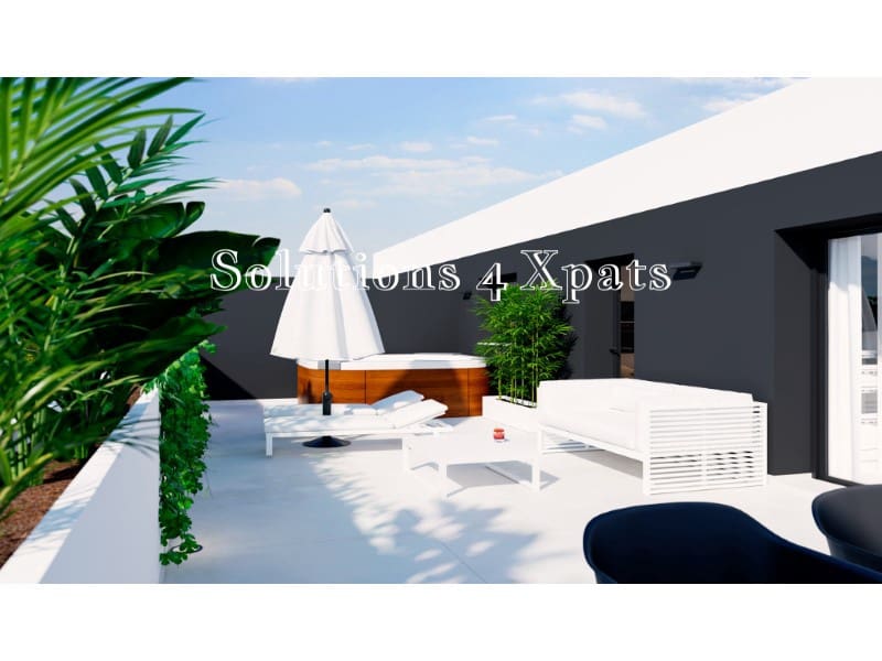 Ático de 2 habitaciones en Torre del Mar en venta con piscina garaje - 415.650 € (Ref: 9731916)