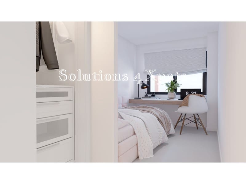 Ático de 2 habitaciones en Torre del Mar en venta con piscina garaje - 415.650 € (Ref: 9731916)