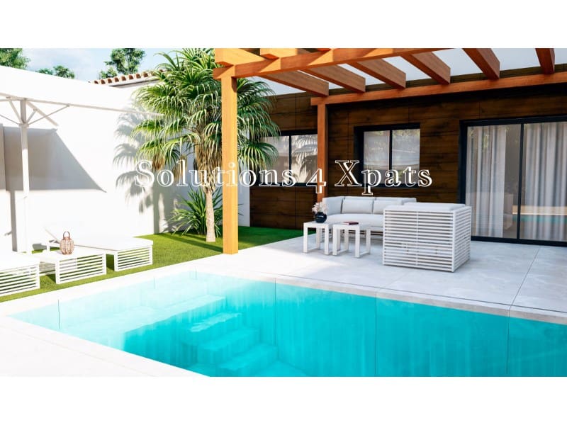 Ático de 2 habitaciones en Torre del Mar en venta con piscina garaje - 415.650 € (Ref: 9731916)