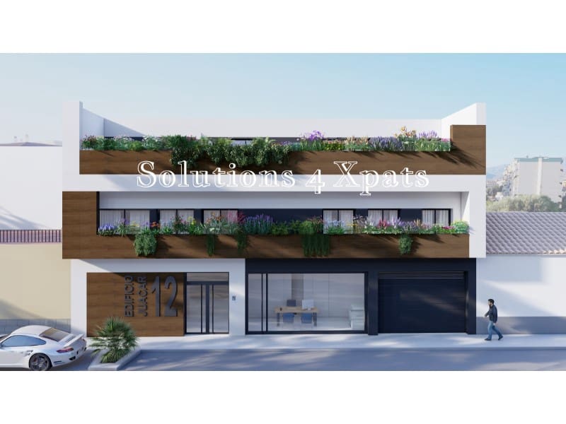 Ático de 2 habitaciones en Torre del Mar en venta con piscina garaje - 415.650 € (Ref: 9731916)