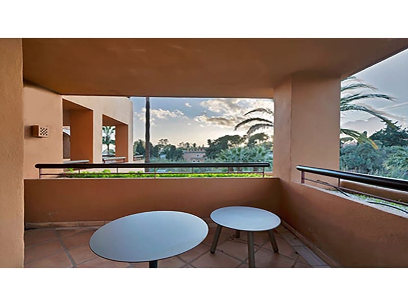 3 bedroom Apartment for sale in Marbella with garage - € 1,300,000 (Ref: 9747003)