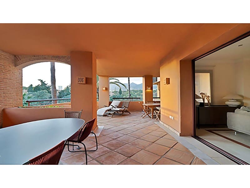 3 bedroom Apartment for sale in Marbella with garage - € 1,300,000 (Ref: 9747003)