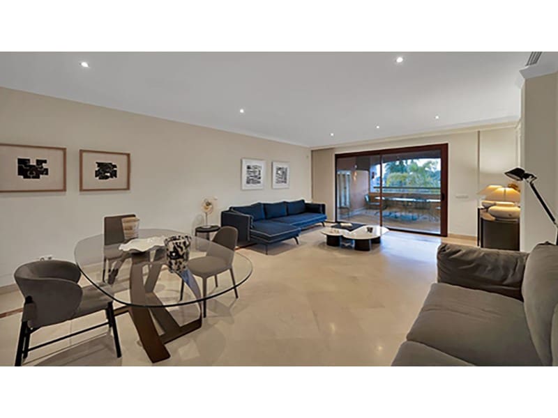 3 bedroom Apartment for sale in Marbella with garage - € 1,300,000 (Ref: 9747003)