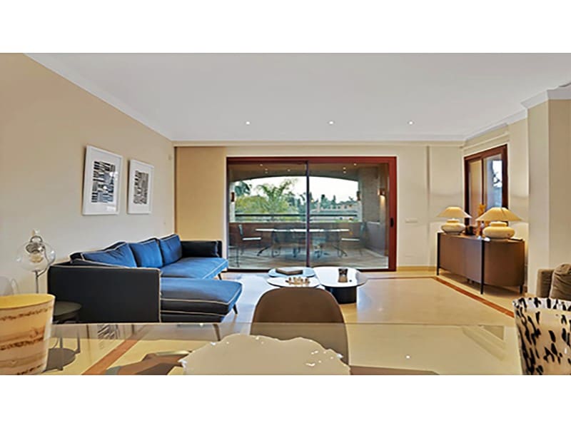 3 bedroom Apartment for sale in Marbella with garage - € 1,300,000 (Ref: 9747003)