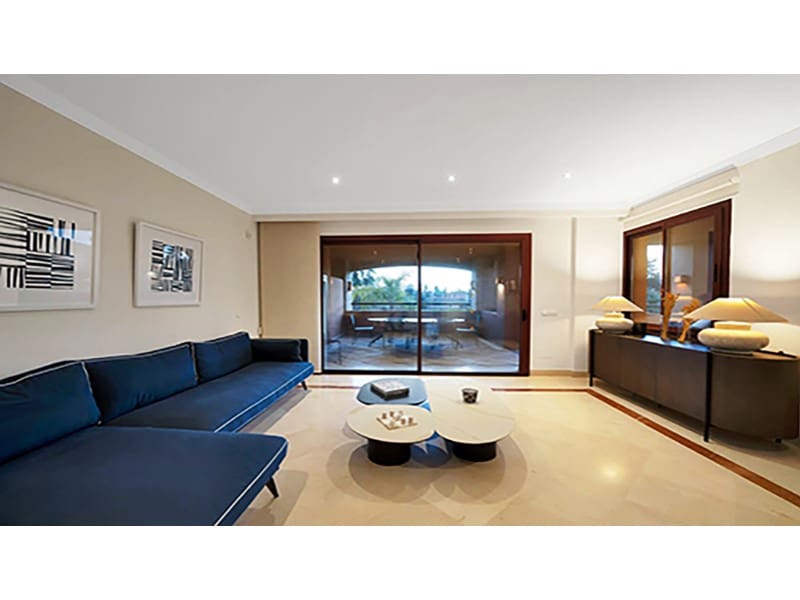 3 bedroom Apartment for sale in Marbella with garage - € 1,300,000 (Ref: 9747003)