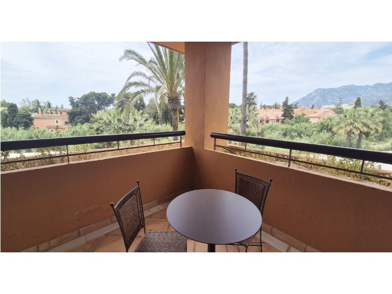 3 bedroom Apartment for sale in Marbella with garage - € 1,250,000 (Ref: 9747003)