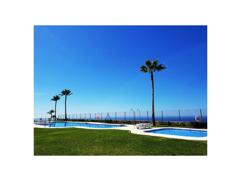 2 makuuhuone Huoneisto myytävänä paikassa Rincon de la Victoria mukana uima-altaan - 230 000 € (Ref: 9790886)