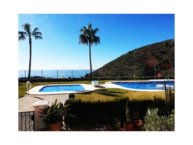 2 makuuhuone Huoneisto myytävänä paikassa Rincon de la Victoria mukana uima-altaan - 230 000 € (Ref: 9790886)