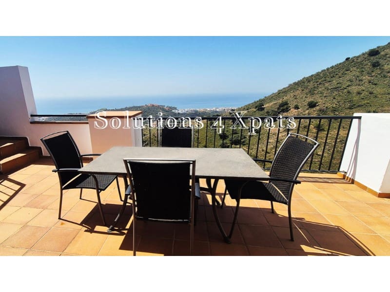 Ático de 2 habitaciones en Rincón de la Victoria en venta con piscina garaje - 386.000 € (Ref: 9794406)