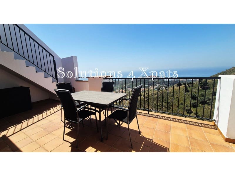 Ático de 2 habitaciones en Rincón de la Victoria en venta con piscina garaje - 386.000 € (Ref: 9794406)