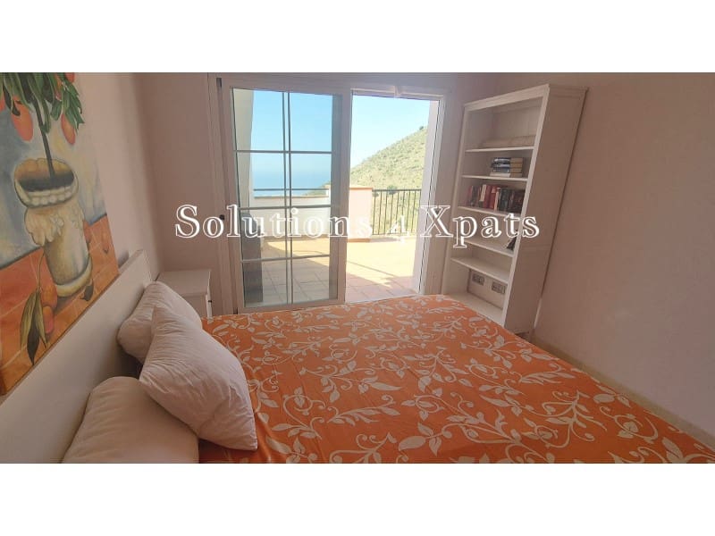 Ático de 2 habitaciones en Rincón de la Victoria en venta con piscina garaje - 386.000 € (Ref: 9794406)