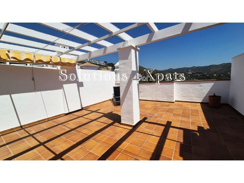 Ático de 2 habitaciones en Rincón de la Victoria en venta con piscina garaje - 386.000 € (Ref: 9794406)