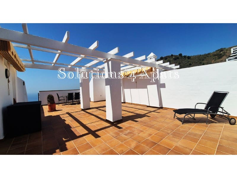 Ático de 2 habitaciones en Rincón de la Victoria en venta con piscina garaje - 386.000 € (Ref: 9794406)