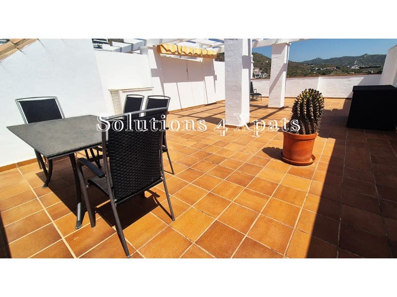 Ático de 2 habitaciones en Rincón de la Victoria en venta con piscina garaje - 386.000 € (Ref: 9794406)