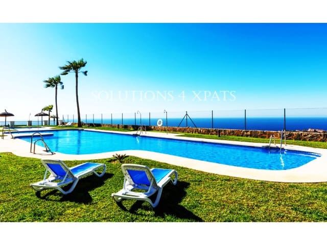 Ático de 2 habitaciones en Rincón de la Victoria en venta con piscina garaje - 386.000 € (Ref: 9794406)