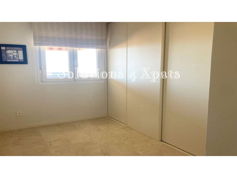 Ático de 2 habitaciones en Caleta de Vélez en venta con garaje - 485.000 € (Ref: 9801290)