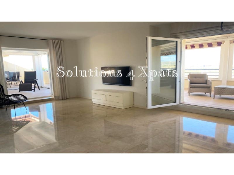 Ático de 2 habitaciones en Caleta de Vélez en venta con garaje - 485.000 € (Ref: 9801290)