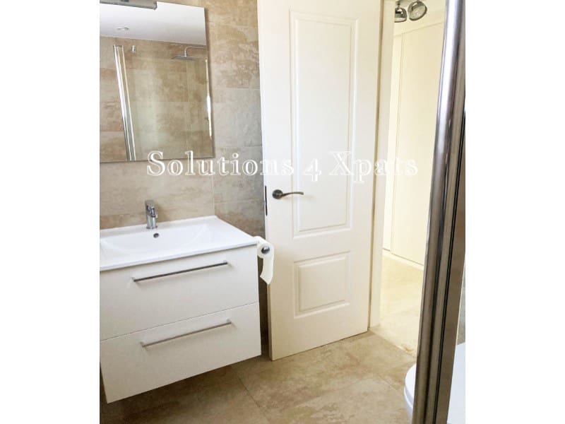 Ático de 2 habitaciones en Caleta de Vélez en venta con garaje - 485.000 € (Ref: 9801290)