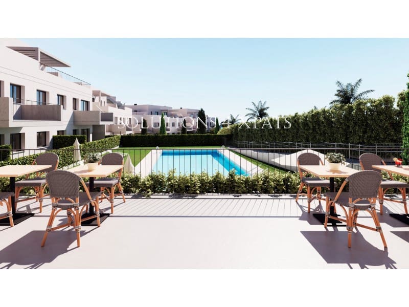 Flat for sale in Caleta de Velez with pool garage - € 309,300 (Ref: 9880755)