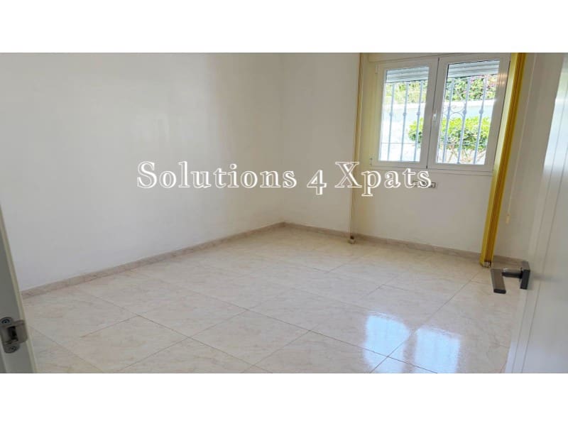 3 bedroom Villa for sale in Almayate with garage - € 624,900 (Ref: 9880756)