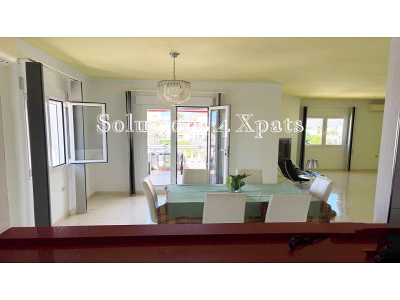 3 bedroom Villa for sale in Almayate with garage - € 624,900 (Ref: 9880756)