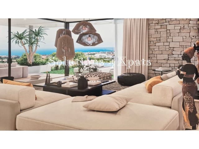 Villa til salgs i La Capellanía - El Higuerón, Benalmádena med svømmebasseng garasje - € 2 600 000 (Ref: 9884817)
