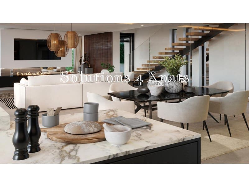 4 bedroom Villa for sale in Benalmadena with pool garage - € 2,600,000 (Ref: 9892384)