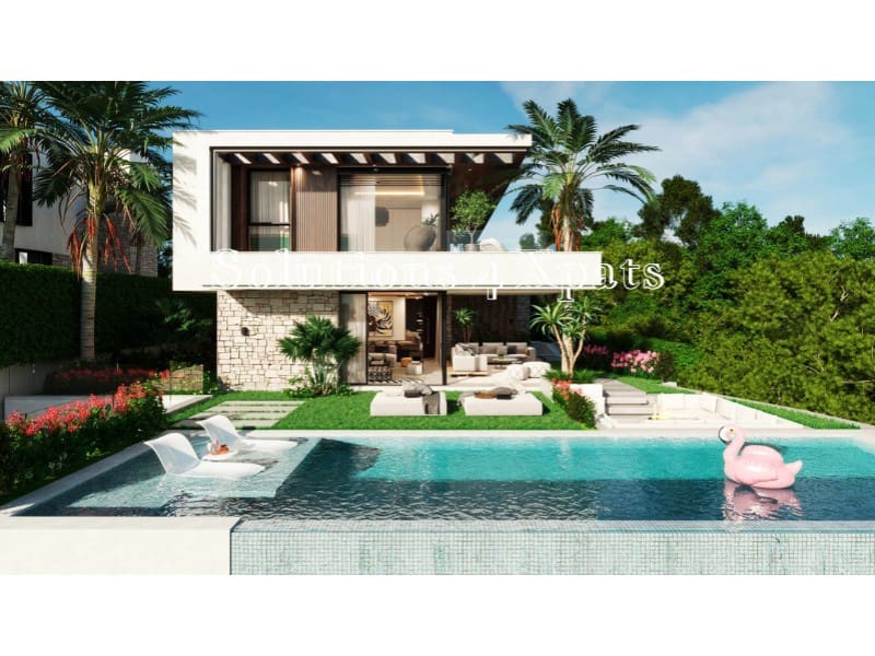 4 bedroom Villa for sale in Benalmadena with pool garage - € 2,600,000 (Ref: 9892384)