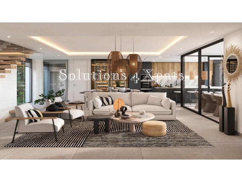4 bedroom Villa for sale in Benalmadena with pool garage - € 2,600,000 (Ref: 9892384)