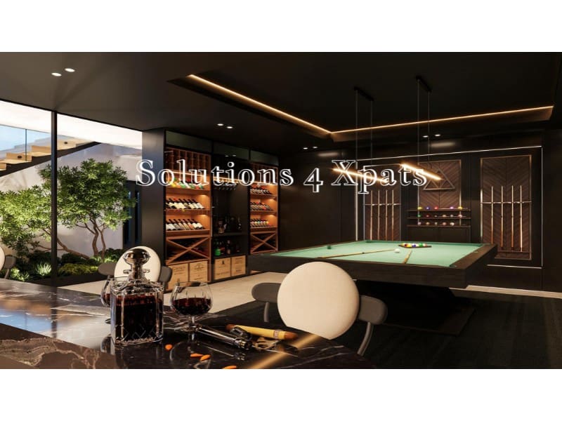 4 bedroom Villa for sale in Benalmadena with pool garage - € 2,600,000 (Ref: 9892384)