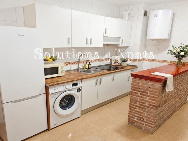 1 sovrum Lägenhet till salu i Rincon de la Victoria - 255 000 € (Ref: 9899291)