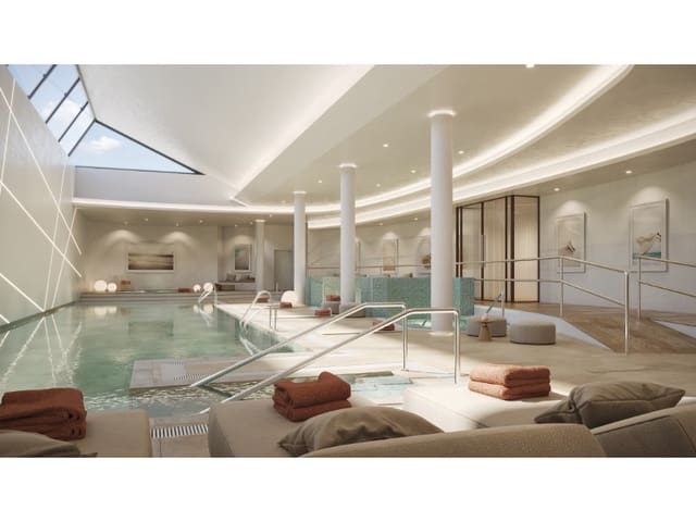 Leilighet til salgs i La Concha - Resina Golf, Estepona med svømmebasseng garasje - € 432 000 (Ref: 9995802)