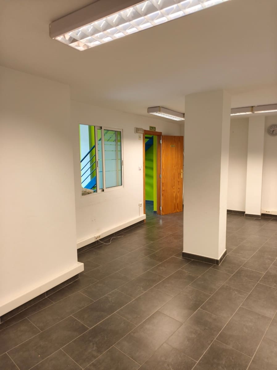 Local Commercial à vendre à Denia - 159 999 € (Ref: 10048230)
