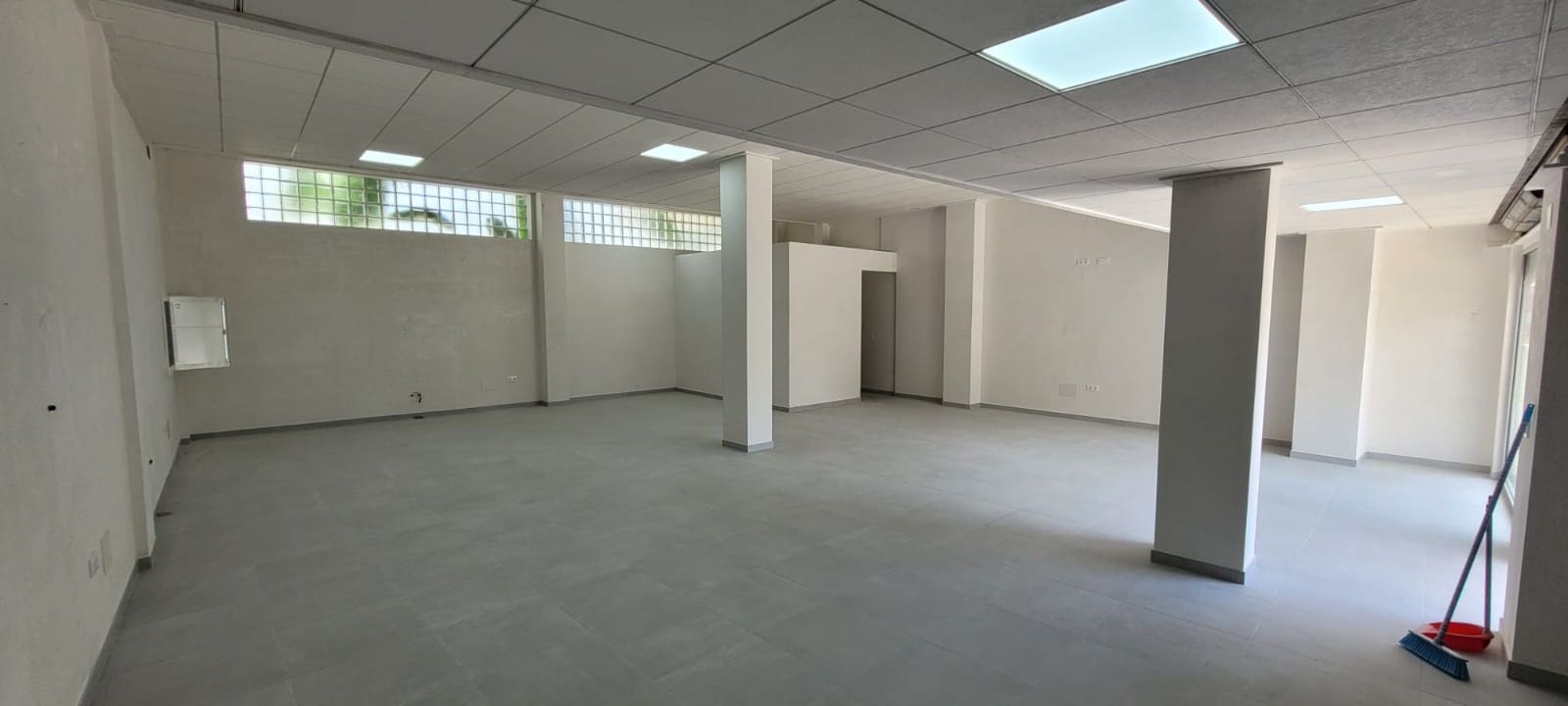 Commerciale da affittare in Denia - 900 € (Rif: 10059493)