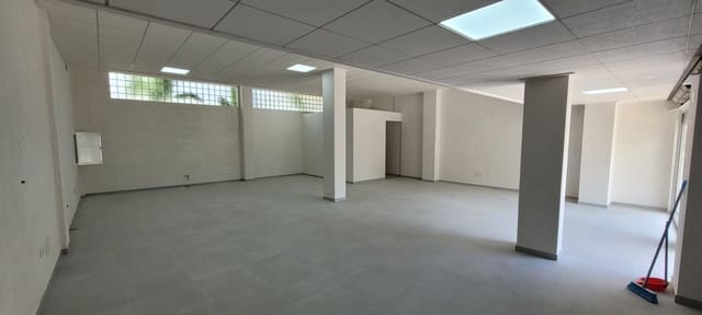 Commerciale da affittare in Centro Urbano, Dénia - 900 € (Rif: 10059493)