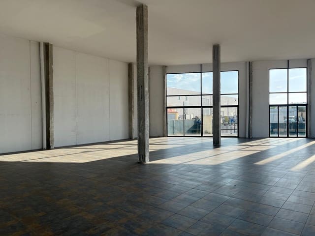 Kaupallinen vuokrattavana paikassa El Vergel / Verger - 1 600 € (Ref: 10059494)