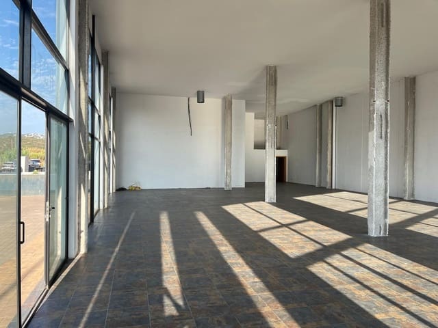 Kaupallinen vuokrattavana paikassa El Vergel / Verger - 1 600 € (Ref: 10059494)