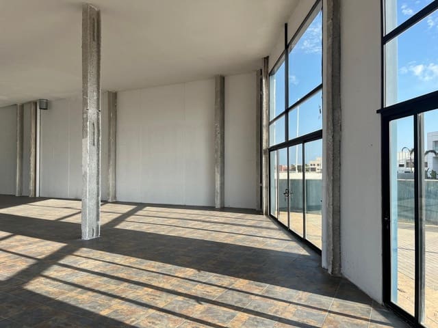 Kaupallinen vuokrattavana paikassa El Vergel / Verger - 1 600 € (Ref: 10059494)