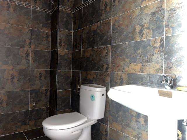 Kaupallinen vuokrattavana paikassa El Vergel / Verger - 1 600 € (Ref: 10059494)