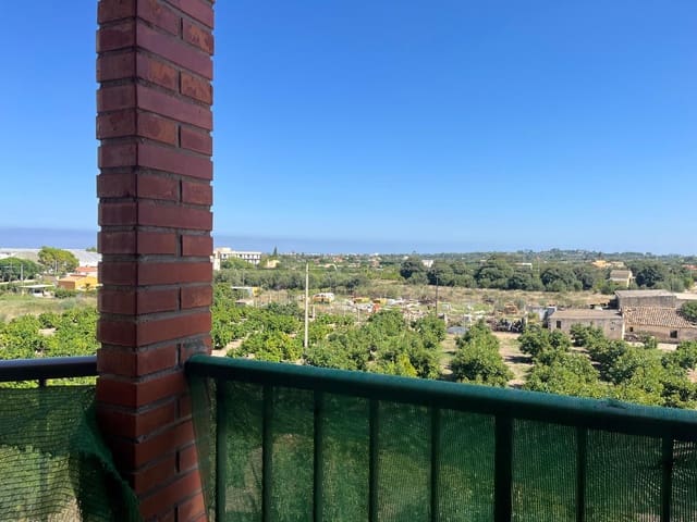 4 bedroom Flat for sale in Ondara - € 245,000 (Ref: 10100542)