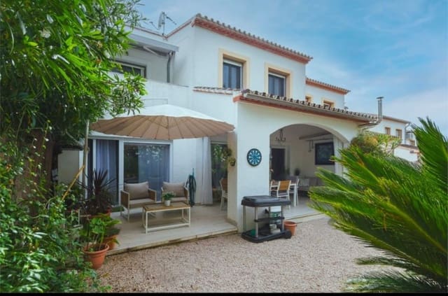 3 soveværelse Rækkehus til salg i Monte Pedreguer, Pedreguer med swimmingpool - € 330.000 (Ref: 10101181)