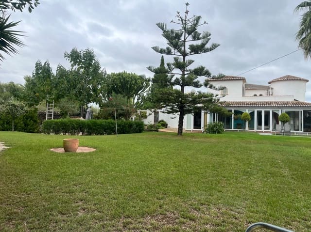 5 slaapkamer Villa te koop in Pedreguer met zwembad garage - € 1.495.000 (Ref: 10104310)