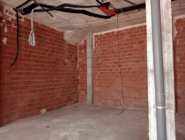 Local Commercial à vendre à Els Poblets - 87 000 € (Ref: 10177673)