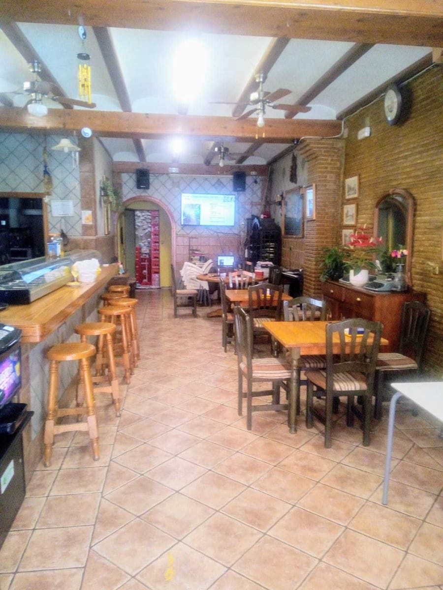 Local Commercial à vendre à Denia - 287 000 € (Ref: 5874628)