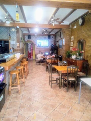 Commercial for sale in Centro Urbano, Dénia - € 287,000 (Ref: 5874628)