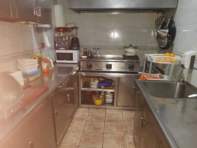 Commercial for sale in Centro Urbano, Dénia - € 287,000 (Ref: 5874628)