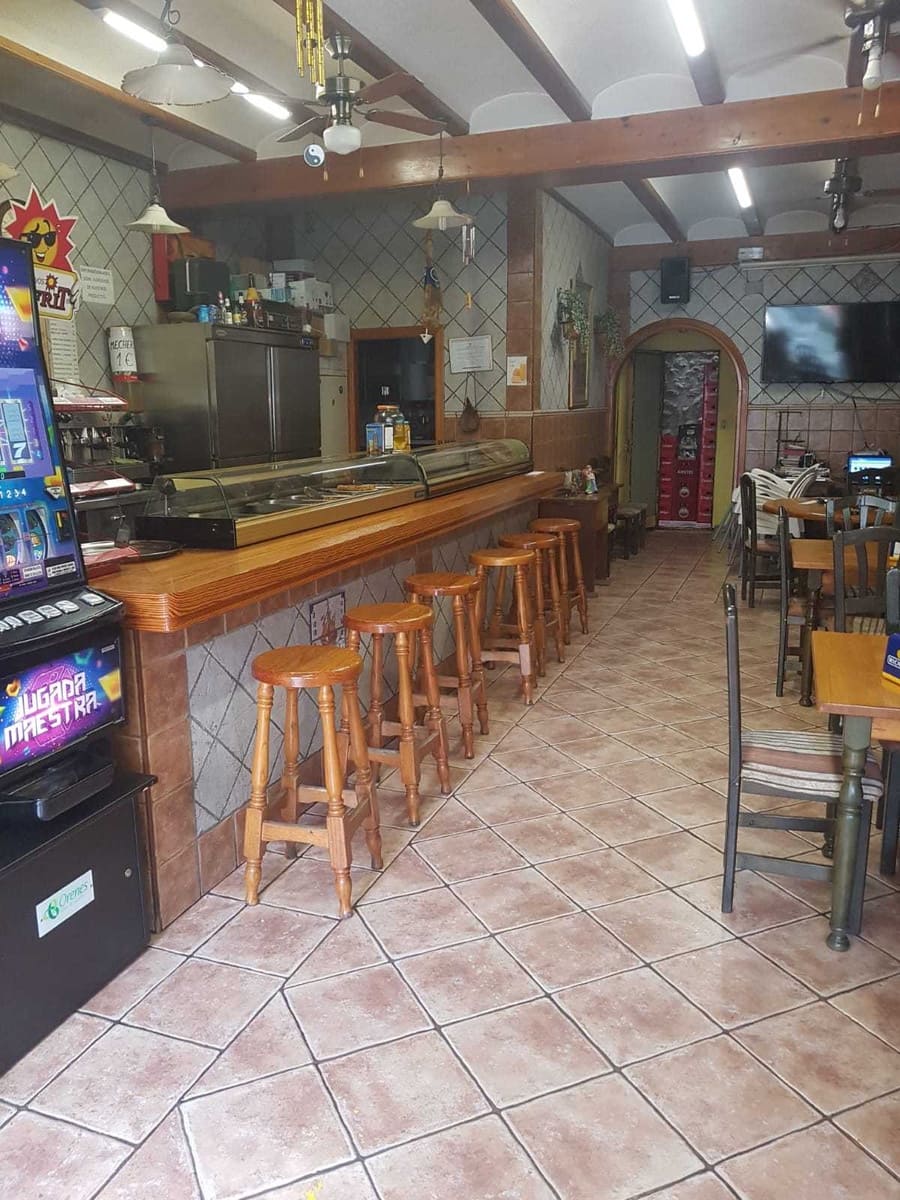 Local Commercial à vendre à Denia - 287 000 € (Ref: 5874628)